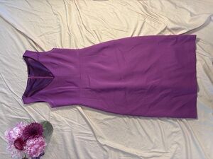 Elie Tahari Dress - Needs to be Cleaned